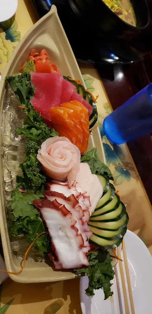 Sashimi Deluxe Dinner
